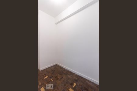 Apartamento à venda com 240m², 4 quartos e 2 vagasQuarto de Serviço 1