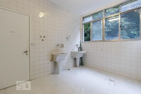 Apartamento à venda com 240m², 4 quartos e 2 vagasÁrea de Serviço