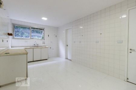 Apartamento à venda com 240m², 4 quartos e 2 vagasCozinha