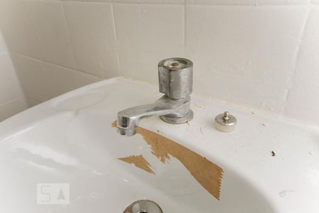 Apartamento à venda com 78m², 2 quartos e 3 vagasBanheiro suíte torbeira