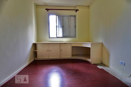 Quarto 2 de apartamento para alugar com 2 quartos, 70m² em Vila Suzana, São Paulo