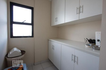 Apartamento à venda com 274m², 3 quartos e 3 vagasQuarto de serviço 2