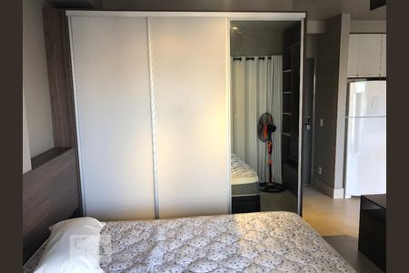 Studio à venda com 40m², 1 quarto e 1 vaga Studio à venda com 40m², 1 quarto e 1 vagaStudio