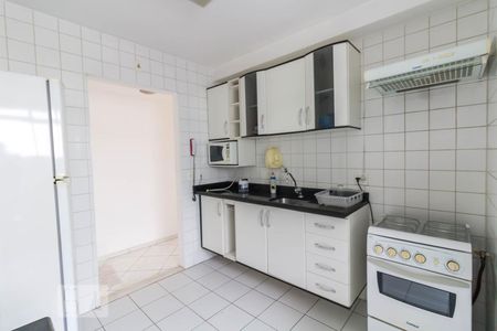 Cozinha de apartamento à venda com 2 quartos, 64m² em Vila das Bandeiras, Guarulhos