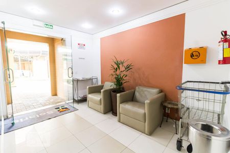 Apartamento à venda com 64m², 2 quartos e 1 vagaHall de entrada