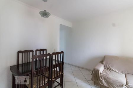 Apartamento à venda com 64m², 2 quartos e 1 vagaSala
