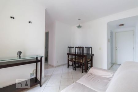 Sala de apartamento à venda com 2 quartos, 64m² em Vila das Bandeiras, Guarulhos