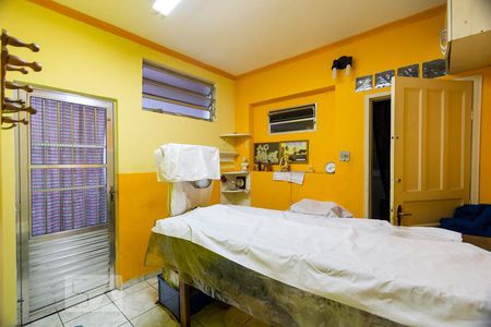Quarto 1 de casa para alugar com 7 quartos, 200m² em Saúde, São Paulo