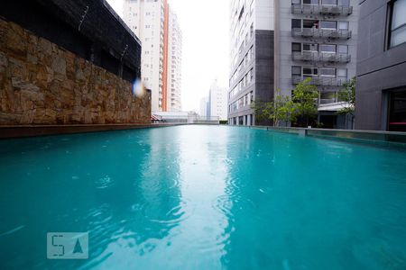 Apartamento à venda com 70m², 1 quarto e 1 vagaPiscina