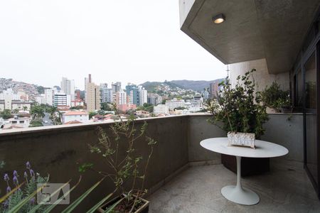 Varanda de apartamento para alugar com 4 quartos, 280m² em Serra, Belo Horizonte