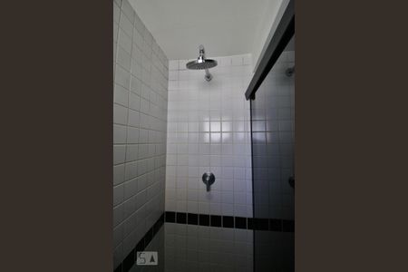 Apartamento à venda com 174m², 3 quartos e 2 vagasChuveiro