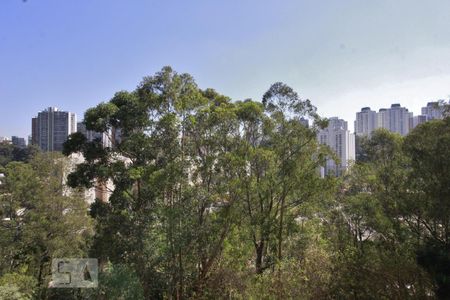 Apartamento à venda com 174m², 3 quartos e 2 vagasVista quarto 2