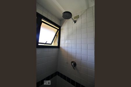 Chuveiro de apartamento para alugar com 3 quartos, 174m² em Paraíso do Morumbi, São Paulo