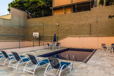 Apartamento para alugar com 55m², 2 quartos e 1 vaga Apartamento para alugar com 55m², 2 quartos e 1 vagaPiscina