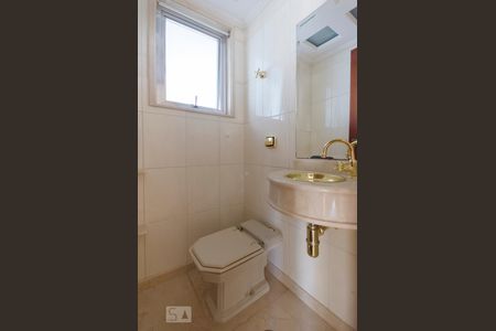 Lavabo de apartamento para alugar com 3 quartos, 180m² em Santana, São Paulo