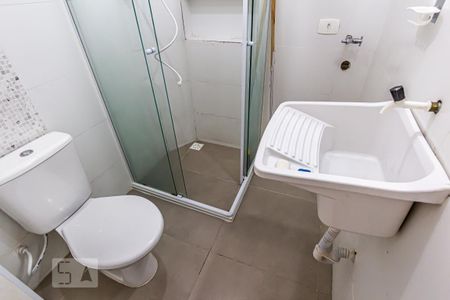 Studio à venda com 30m², 1 quarto e sem vaga Studio à venda com 30m², 1 quarto e sem vagaBanheiro