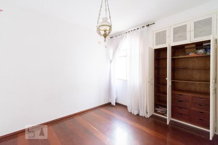 Apartamento para alugar com 110m², 3 quartos e 1 vagaQuarto 1