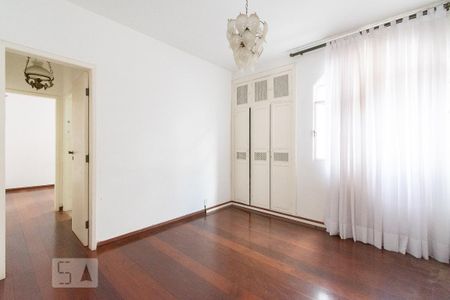 Sala 2 de apartamento para alugar com 3 quartos, 110m² em Santa Lúcia, Belo Horizonte