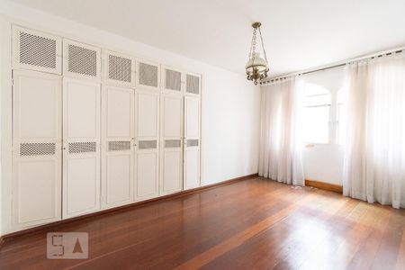 Suite de apartamento para alugar com 3 quartos, 110m² em Santa Lúcia, Belo Horizonte