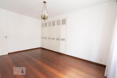 Suite de apartamento para alugar com 3 quartos, 110m² em Santa Lúcia, Belo Horizonte