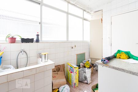 Apartamento para alugar com 110m², 3 quartos e 1 vagaÁrea de Serviço