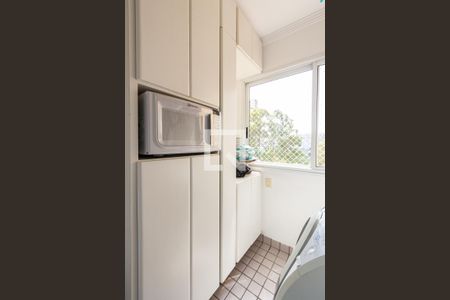 Apartamento à venda com 57m², 2 quartos e 2 vagasLavanderia