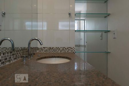 Apartamento à venda com 185m², 4 quartos e 3 vagasQuarto 3 - Suíte/ Banheiro (Torneira)