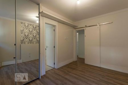 Apartamento à venda com 185m², 4 quartos e 3 vagasQuarto 2 - Suíte