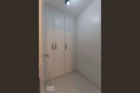 Apartamento à venda com 185m², 4 quartos e 3 vagasQuarto de serviço