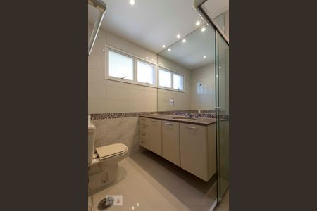 Apartamento à venda com 185m², 4 quartos e 3 vagasQuarto 2 - Suíte/ Banheiro