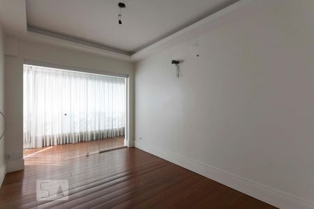Apartamento à venda com 185m², 4 quartos e 3 vagasQuarto 1