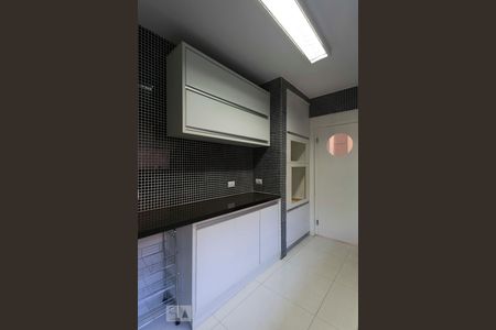 Apartamento à venda com 185m², 4 quartos e 3 vagasCozinha (Armários)