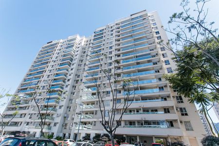Apartamento à venda com 76m², 3 quartos e 1 vagaFachada