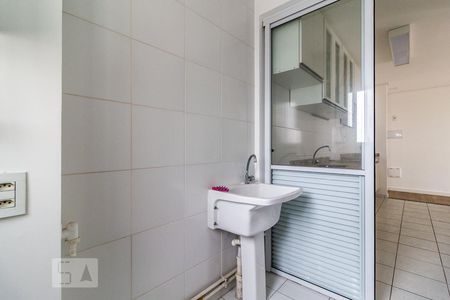 Apartamento à venda com 68m², 2 quartos e 2 vagasÁrea de serviço