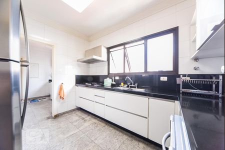 Apartamento para alugar com 220m², 4 quartos e 4 vagasCozinha