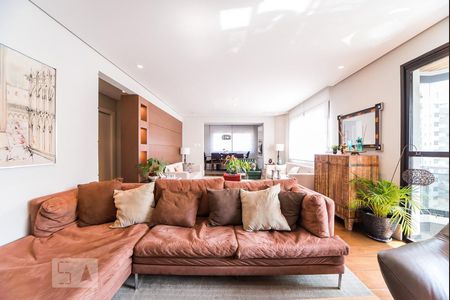 Sala de apartamento para alugar com 4 quartos, 220m² em Indianópolis, São Paulo