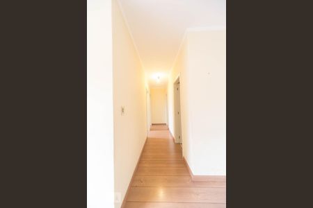 Apartamento à venda com 100m², 3 quartos e 1 vagaCorredor