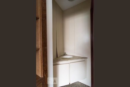 Lavabo de apartamento à venda com 4 quartos, 317m² em Carmo, Belo Horizonte