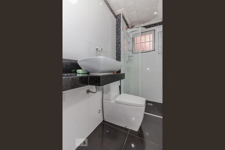 Banheiro de apartamento à venda com 2 quartos, 65m² em Vila do Encontro, São Paulo