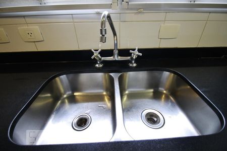 Apartamento à venda com 245m², 3 quartos e 4 vagasPia