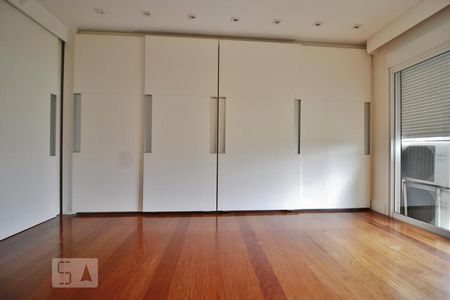 Apartamento à venda com 245m², 3 quartos e 4 vagasSuíte 3