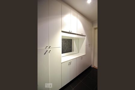 Apartamento à venda com 245m², 3 quartos e 4 vagasDetalhe cozinha