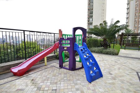 Apartamento à venda com 245m², 3 quartos e 4 vagasPlayground