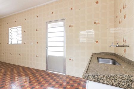 Cozinha de casa para alugar com 2 quartos, 100m² em Parada Inglesa, São Paulo