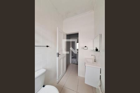 Banheiro de casa para alugar com 2 quartos, 100m² em Parada Inglesa, São Paulo