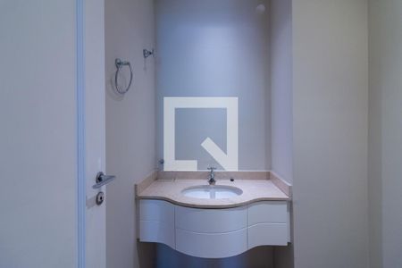Lavabo de apartamento para alugar com 4 quartos, 170m² em Vila Nova Conceição, São Paulo