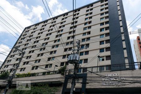 Apartamento à venda com 57m², 2 quartos e 1 vagaFachada