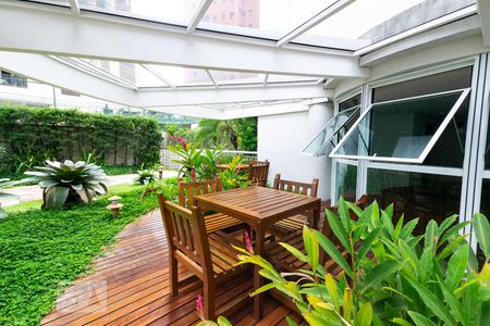 Apartamento para alugar com 58m², 1 quarto e 2 vagas Apartamento para alugar com 58m², 1 quarto e 2 vagasÁrea Comum