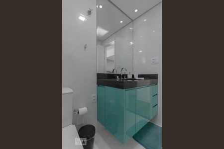 Banheiro de apartamento para alugar com 1 quarto, 59m² em Vila Vera, São Paulo