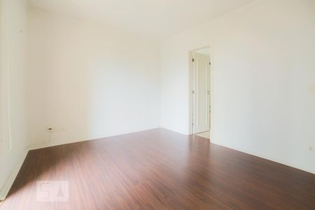 Apartamento à venda com 194m², 3 quartos e 3 vagas Apartamento à venda com 194m², 3 quartos e 3 vagasSuíte 3